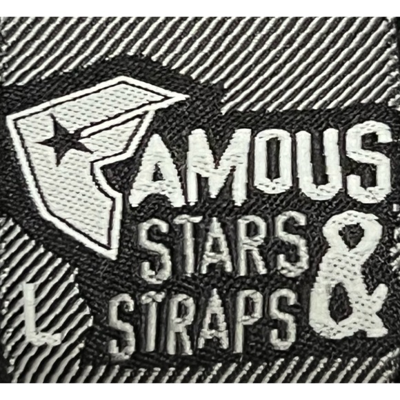 Famous stars*straps white rose skull front zip hoodie - Picture 4 of 9